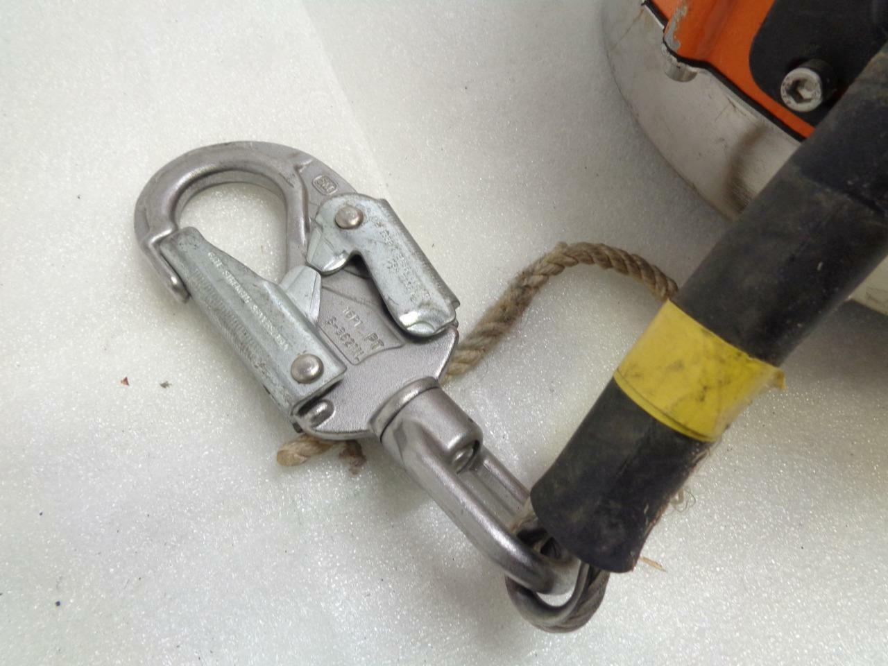 USED LATCHWAYS MANSAFE SEALED SRL 140' SELF-RETRACTING LIFELINE 62841-00US H2