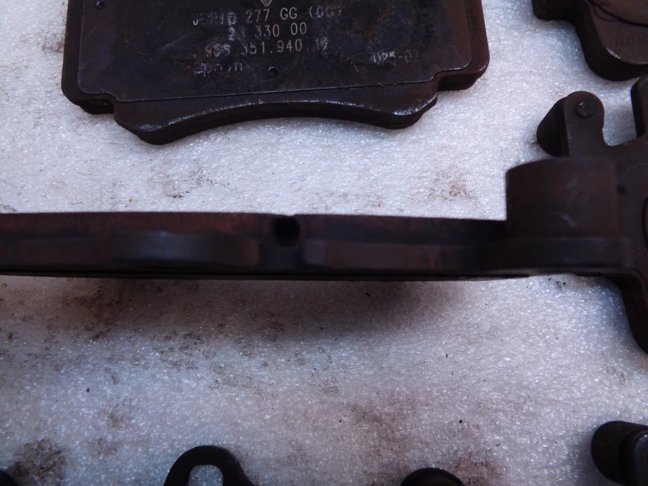 USED GENUINE PORSCHE BRAKE PADS FULL SET FOR PORSCHE 911 996 351 940 12 R24T2