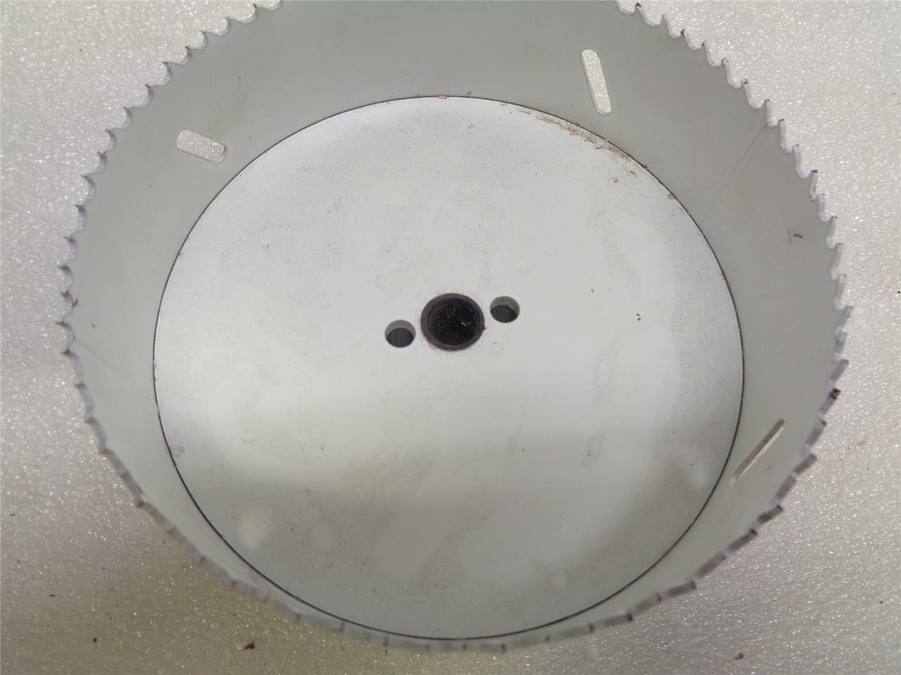 NEW BOSCH 5-1/2" 140mm BI-METAL HOLESAW HB550 SP1T2