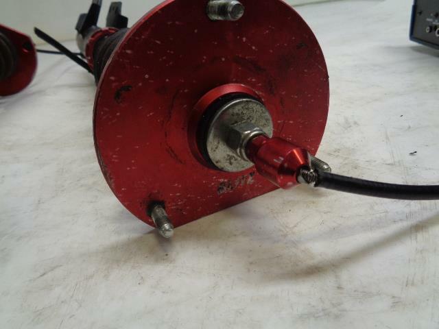 Blitz Damper ZZR Front Adjustable Shocks for 2000-2007 Subaru Impreza USED R9