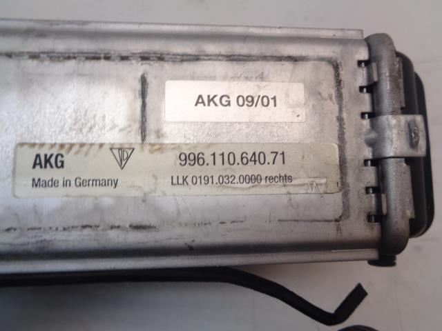 USED GENUINE PORSCHE 911 996 TURBO PASSENGER SIDE INTERCOOLER 996 110 640 71 R20