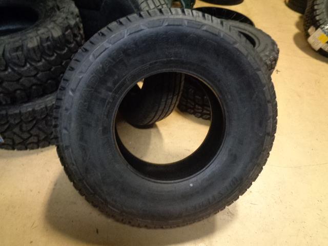 1 WESTLAKE RADIAL SL369 A/T 35 12.5 17 121Q LRE 10PLY TIRE 22229002 BQ1 SU16