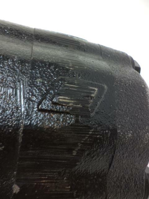 NEW CASE AGRICULTURE PARKER HYDRAULIC MOTOR GEAR PUMP 00409411 4BOLT FLNG 14 SPL