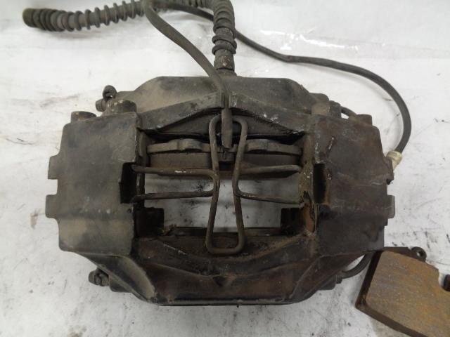 USED PAIR GENUINE PORSCHE 944 BREMBO BRAKE CALIPERS 20 4672 00/20 4673 00 R20T4