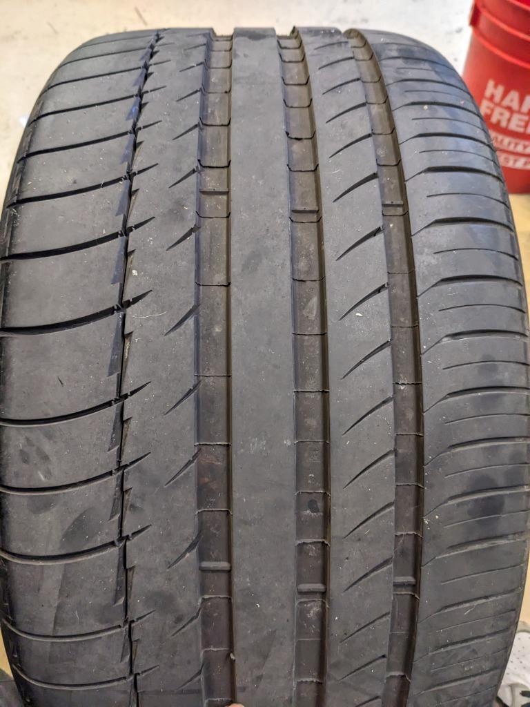 USED OLD STOCK MICHELIN PILOT SPORT PS2  PORSCHE P 265 35 19 97Y XL TIRE 36513