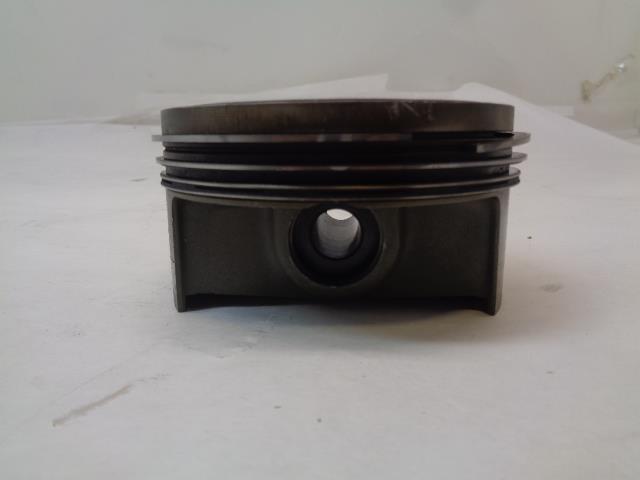 USED MAHLE PORSCHE 911 993 PISTON AND CYLINDER ASSEMBLY 100ZN8 W2 PC2 R21