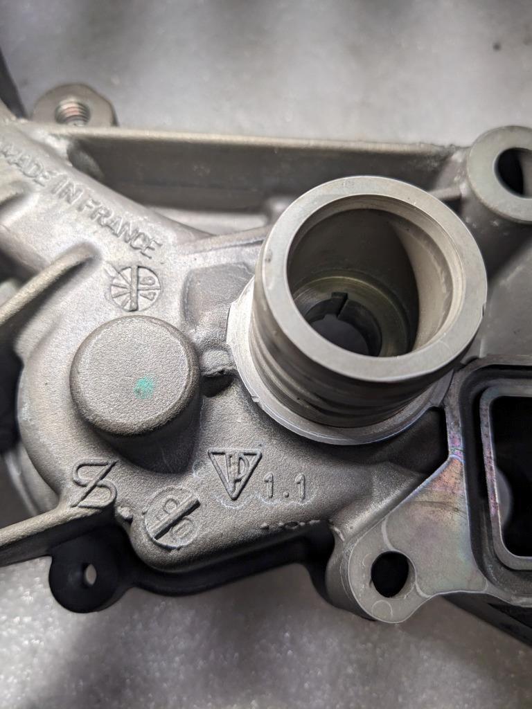 PORSCHE 911 BOXSTER ENGINE OIL PUMP 9971072112 USED 996B.G.L.