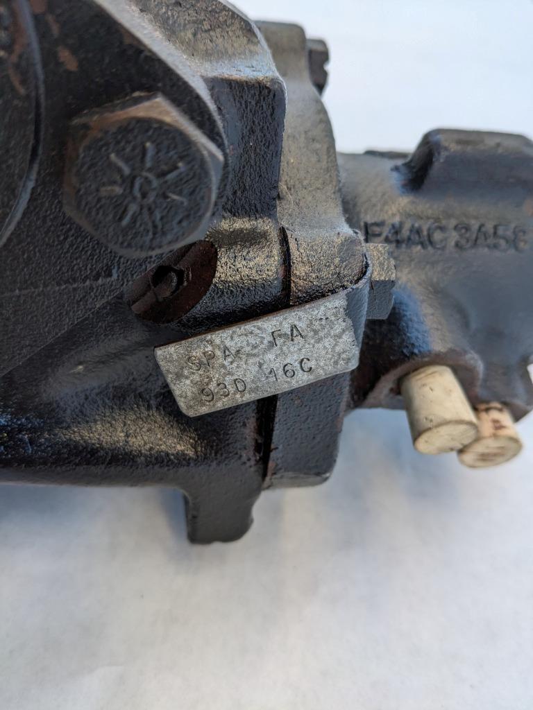 USED GENUINE FORD STEERING GEAR BOX E4AC3A587A R14