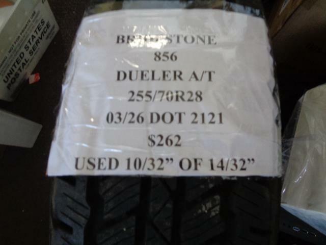 1 USED TIRE BRIDGESTONE DUELER AT 255 70 18 113T 865