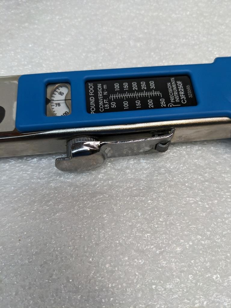ULTRAPRO 17080 SPLITBEAM TORQUE WRENCH C3FR250F 1/2" DRIVE 50-250 FT-LBS NEW R27