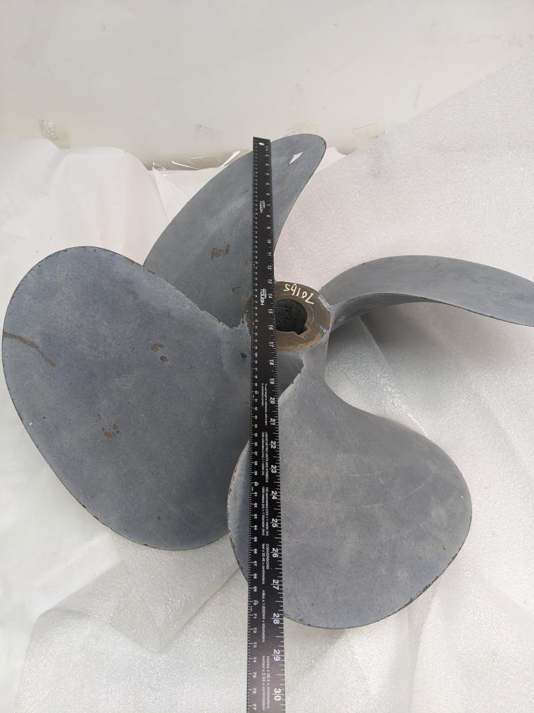 BRASS 28X28X8X16X11 SINGLE 4-WAY BOAT PROPELLER 6768 NEW B2