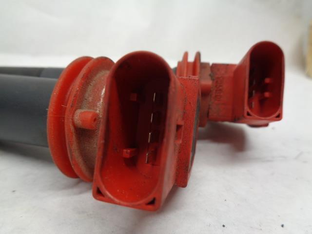 USED PAIR BERU IGNITION COILS PORSCHE CAYENNE 4.8L ZSE 042 948 602 104 10 R20T8