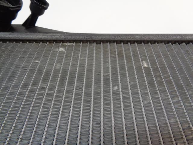 1 USED GENUINE PORSCHE RADIATOR FOR 996 99-05 & 997 05-08 996 106 131 71 R20