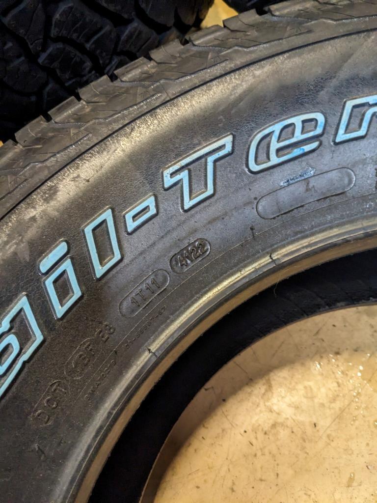 2 BFGOODRICH TRAIL TERRIAN T/A OWL P 255 70 17 112T SL TIRES 01313 CQ2