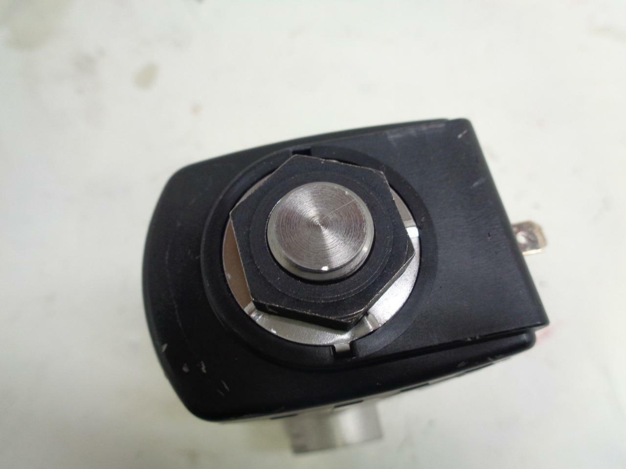 NEW BURKERT 2/2-WAY SOLENOID VALVE 00378604 TYPE 6027 R10TA