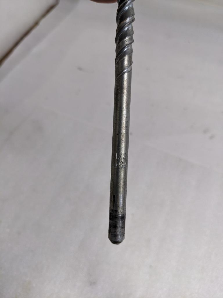 UNBRANDED STAINLESS STEEL DRILL BIT 1/2" X 12" CARBIDE TIP USED R22T2