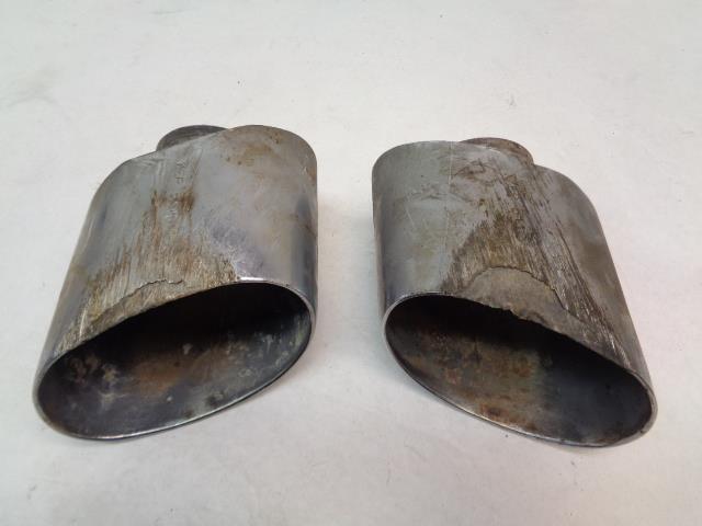 USED PAIR EXHAUST TIPS for PORSCHE 911 993 NB EP 5110 R19T1