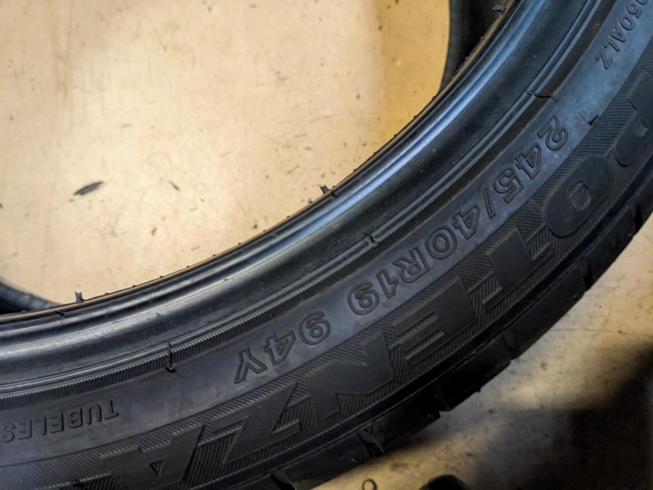 BRIDGESTONE POTENZA RE050A P 245 40 19 94Y SL TIRE 056517 CQ2