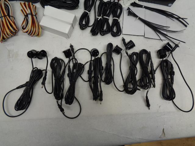 1 NEW SPY FOUR-IN-ONE PARKING DUAL DISPLAY SENSOR SYSTEM LP016 R17T1