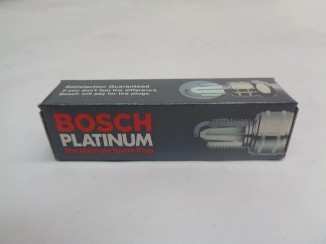BRAND NEW BOSCH PLATINUM DODGE HONDA SPARK PLUG 4 PACK 4230 R13T3