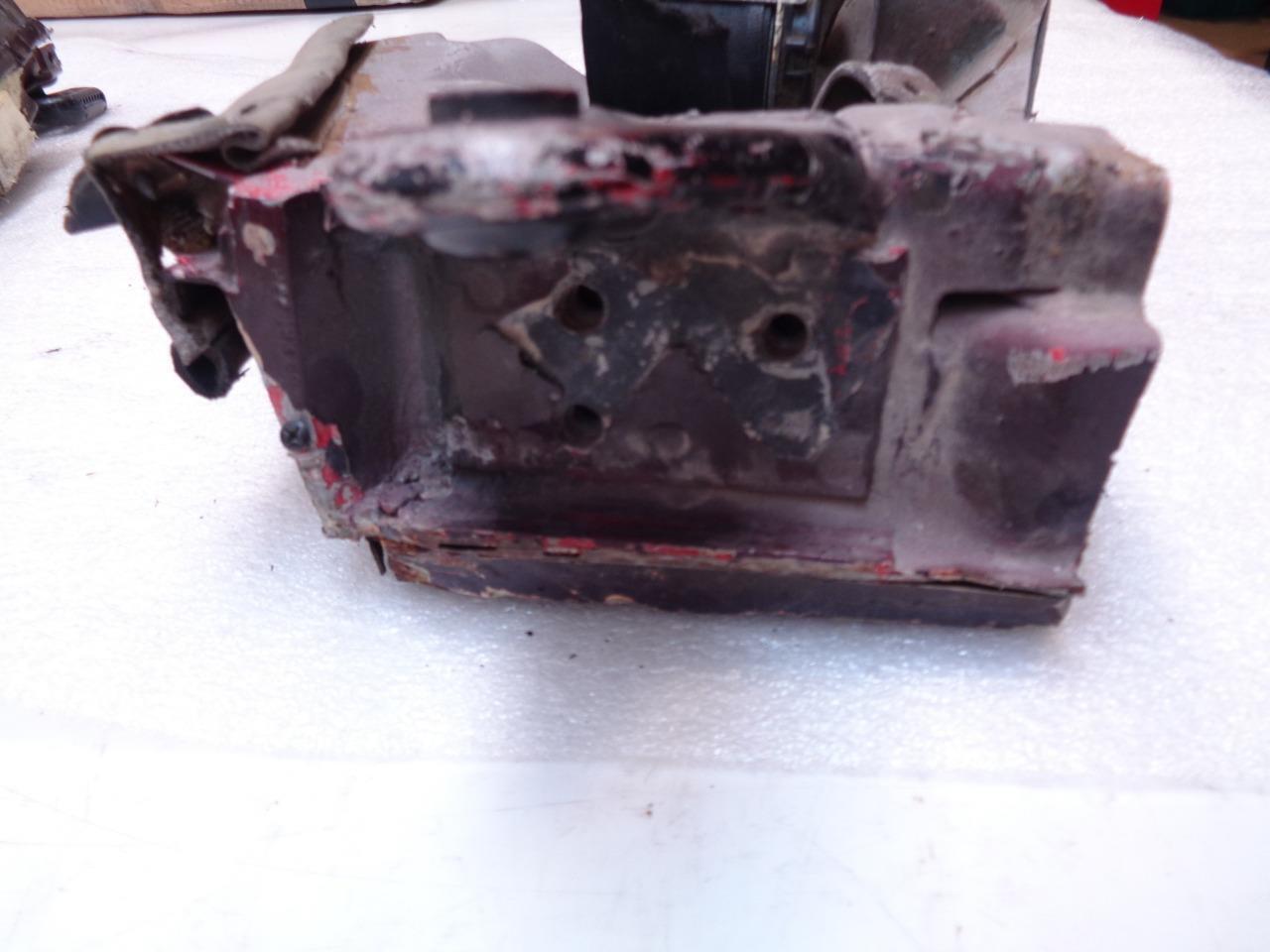 PAIR PORSCHE 911 LATE AIR COOLED CONVERTIBLE TOP MOUNTING ASSEMBLY PIECES R33