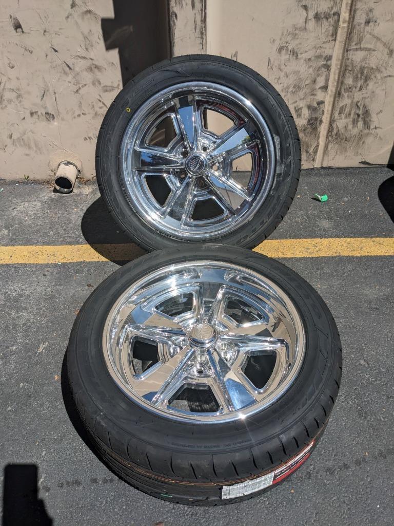 US MAG STAGGERED WHEEL SET 18X10 18X9 5X114.3 NITTO NT555 G2 TIRES 2003484606 B2