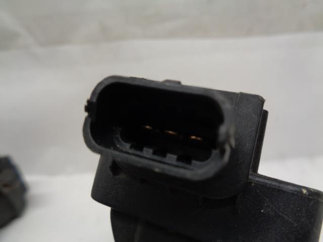 USED PAIR OF GENUINE PORSCHE BERU IGNITION COILS 996 602 102 00 R25T5