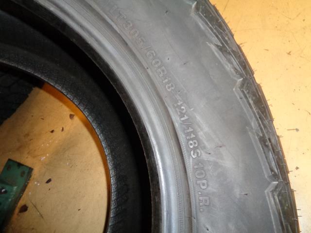DELINTE DX-12 BANDIT R/T LT 305 60 18 121/118S LRE 10PLY TIRE 841623123864 BQ4