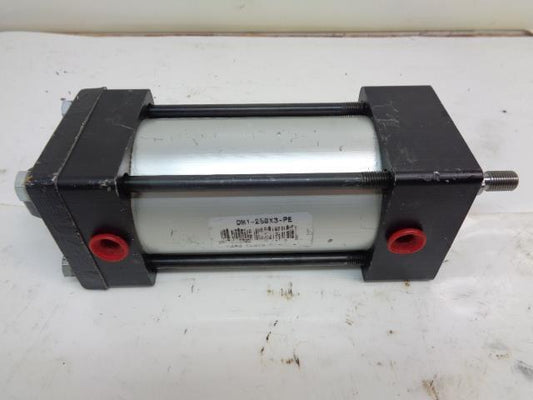 USED MEAD FLUID DYNAMICS DM1-250X3-PE PNEUMATIC CYLINDER R33