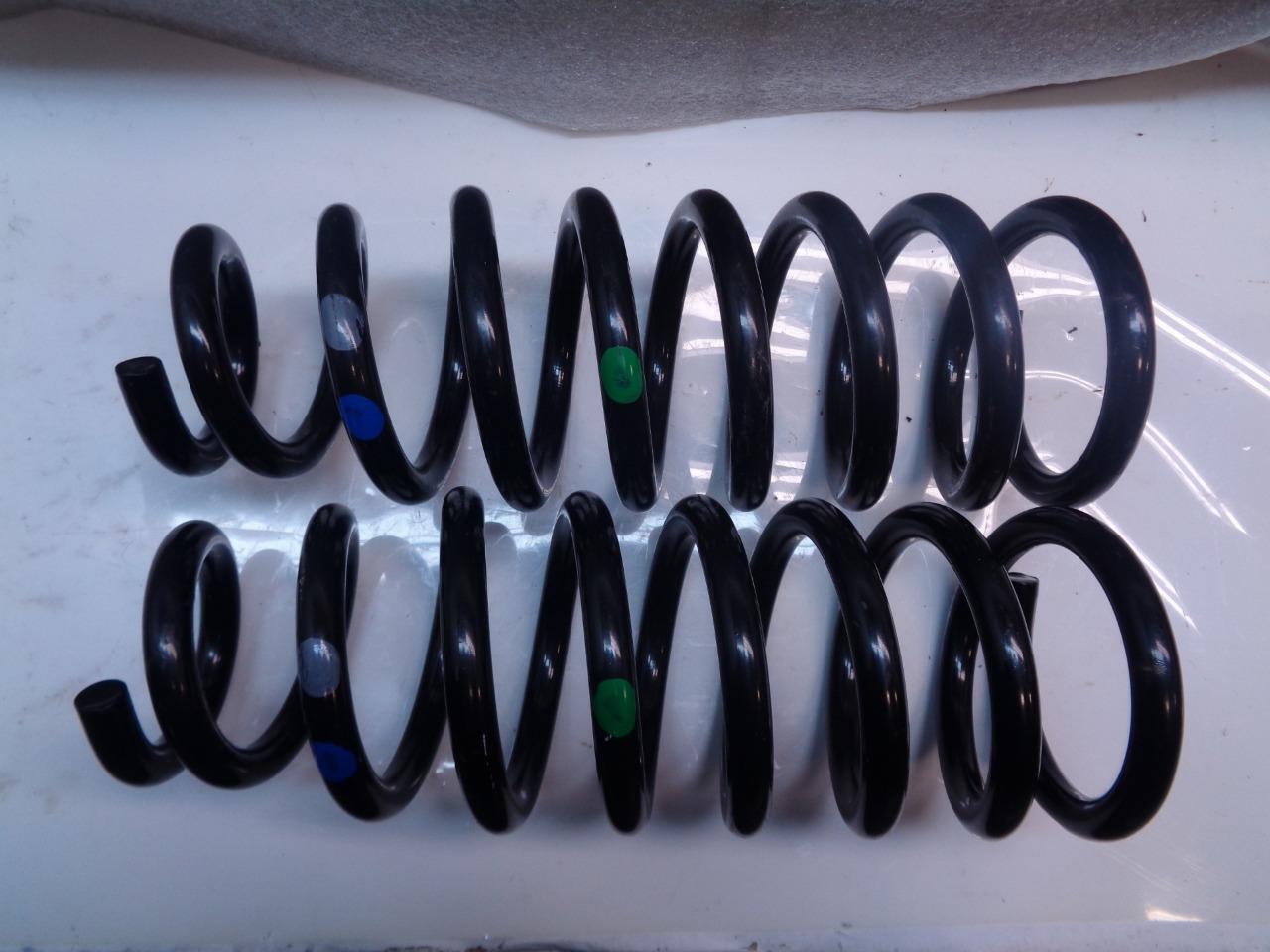 USED FRONT COIL SPRINGS FOR PORSCHE MACAN 2019-2020 95B-411-106-J-504 R24T4