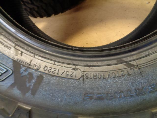 COOPER DISCOVERER M/T OWL LT 275 70 18 125 122Q LRE 10PLY TIRE 170168035 BQ4