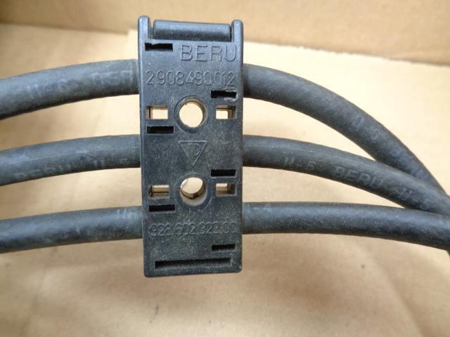 USED BOSCH DISTRIBUTOR CAP AND WIRES/CABLES for PORSCHE 911 1 235 522 413 R25