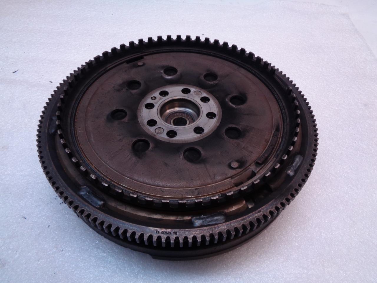 USED LUK DUAL MASS FLYWHEEL FOR PORSCHE 911 (996 & 997) 996 114 012 05 R24T3