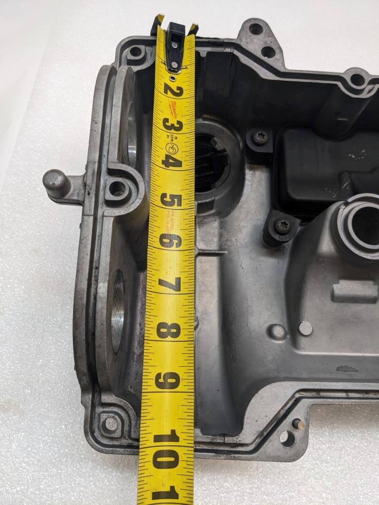 PORSCHE CAYENNE 15-18 RIGHT ENGINE VALVE CYLINDER HEAD COVER 94610513545 R24