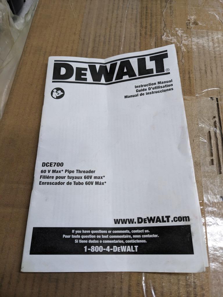 DEWALT CORDLESS 60V MAX PIPE THREADER DCE700 1/2-2' THREAD NEW J2