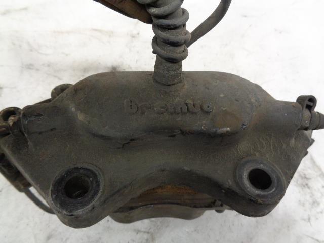 USED PAIR GENUINE PORSCHE 944 BREMBO BRAKE CALIPERS 20 4672 00/20 4673 00 R20T4