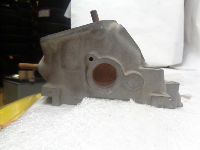 1983-86 PORSCHE 944 NON TURBO CYLINDER HEAD 944 104 303 6R W/O VALVES USED I2