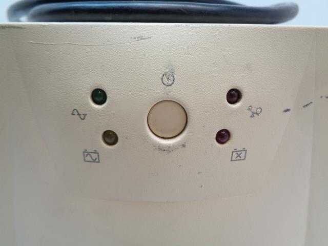 USED OLD STOCK APC BACK-UPS PRO 1000 BATTERY BACK UP WHITE R32