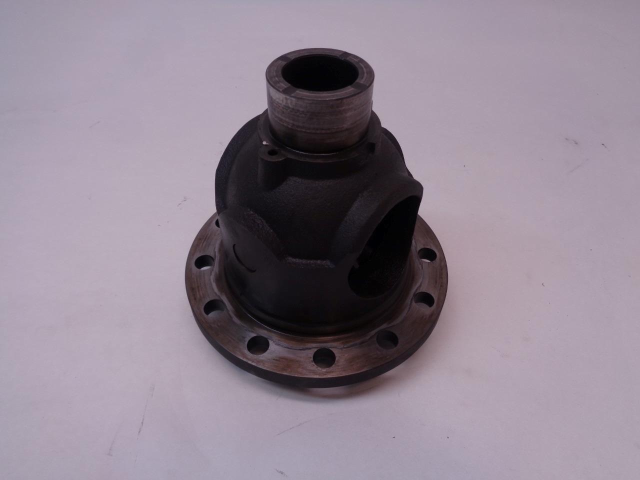 USED PORSCHE 1983-88 911 930 DIFFERENTAL 12 BOLT ASSEMBLY 930.332.211OR R9