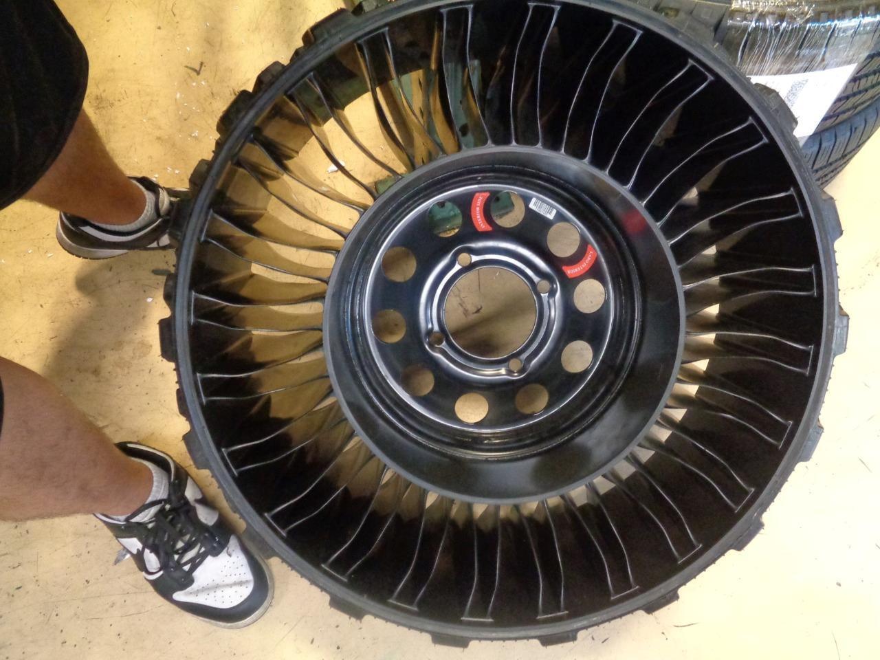 1 NEW TIRE MICHELIN X TWEEL UTV 26x9N14 69J 4x137 ET +48 21709