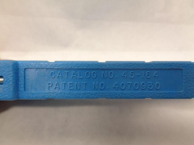 USED IDEAL INDUSTRIES 8" WIRE STRIPPER 9/16" BLUE 45-164 R22T5