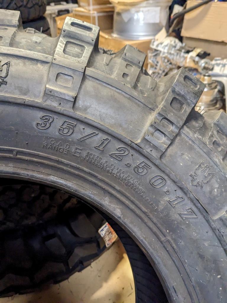 INTERCO BIGGER LTB SUPER SWAMPER 35 12.50 17 LRE 10PLY TIRE INT351217SSLTB CQ2