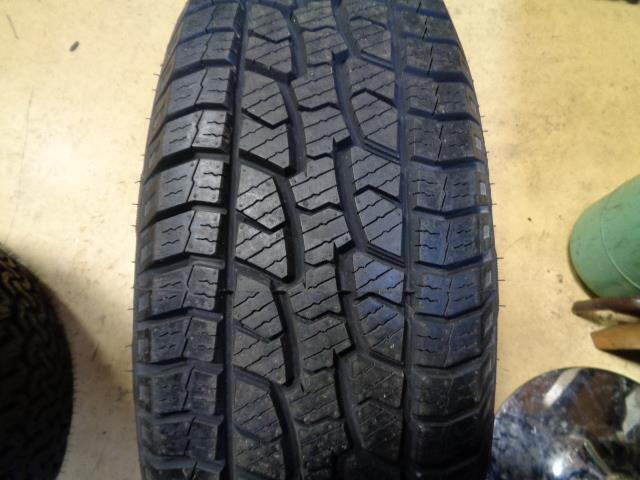 1 WESTLAKE RADIAL SL369 AT BSW 255 70 16 111T SL 24270009 TIRE BQ2 SU16