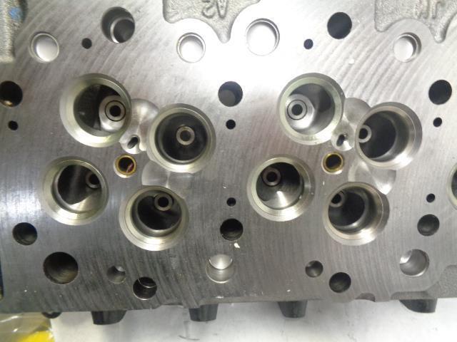 ISUZU 4HK1-TC STYLE DIESEL CYLINDER HEAD W/OUT VALVES NEW I2