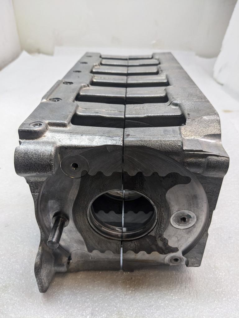 1998 PORSCHE 911 CRANKSHAFT BEARING CASE/CARRIER 9961011113R REBUILT 996BGL2