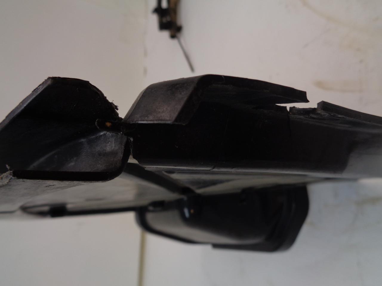 Porsche 928 Wheel Liner Front Left 928 504 125 11 USED GENUINE R23