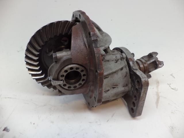 FORD 9 INCH SPOOL DIFFERENTIAL 5.6 RATIO 31SPLINE C7AW-E W/ ANGLE ADJUSTMENT