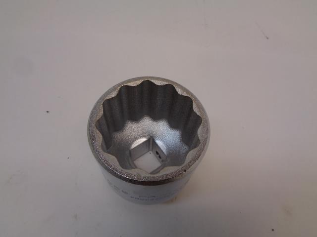 1 NEW STANLEY PROTO 3/4 INCH DRIVE 1-3/4 INCH 12 POINT SOCKET 5556 R22