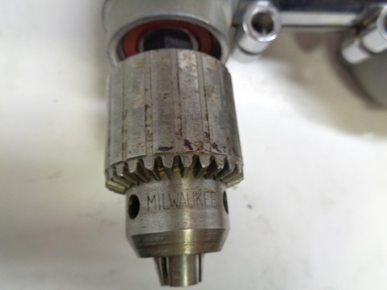 USED MILWAUKEE 1/2" HEAVY DUTY RIGHT ANGLE DRILL KIT 7AMP 3107-6 SR