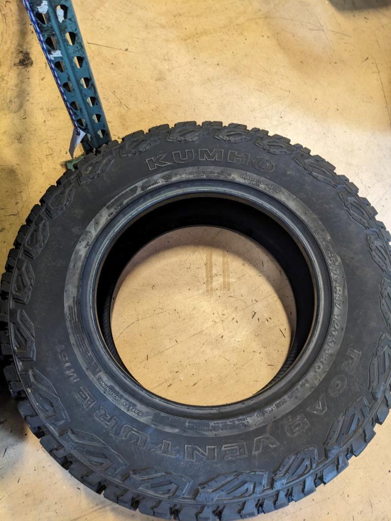 KUMHO ROAD VENTURE MT51 LT 265 70 17 121/118Q LRE 10PLY TIRE 2168473 CQ3